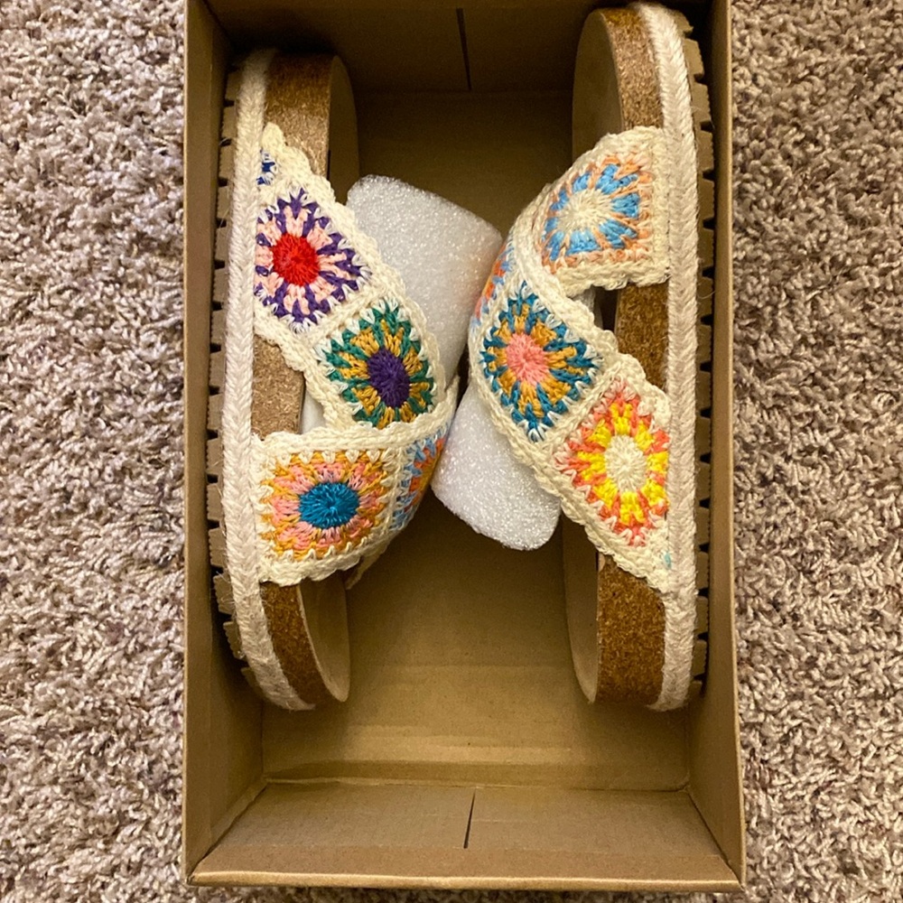 Dirty laundry sandals